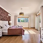 Сasa de vacaciones Demi - Vip By Interhome